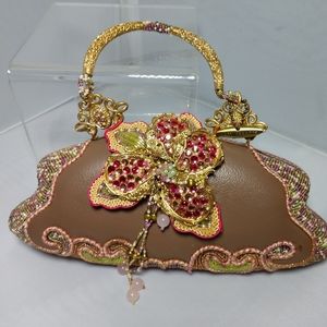 Mary Frances Purse (B)